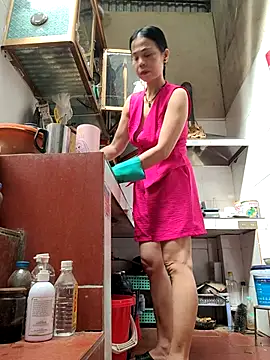 Tinease online show from September 2025 01:54:02 AM