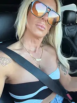 blondiluvsanal online show from April 2026 10:54:02 PM