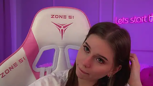 DianaVert online show from June 2026 02:33:01 PM