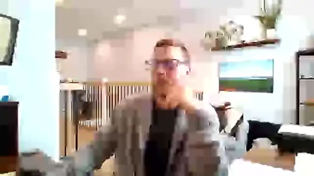 Bigdicktrav902 online show from February 2026 02:00:02 PM