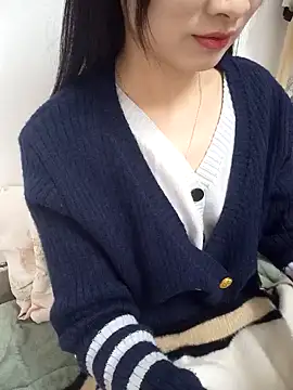 Snapshot of Lovely_kute chatting on January 2025 03:16:02 PM Lovely kute online show from January 2025 03:16:02 PM