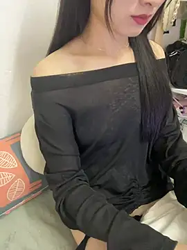 Snapshot of Lovely_kute chatting on March 2025 08:11:01 PM Lovely kute online show from March 2025 08:11:01 PM
