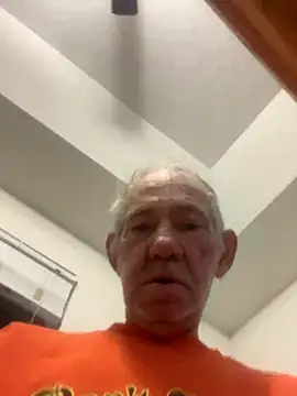 bobby123D online show from December 2025 10:31:01 AM