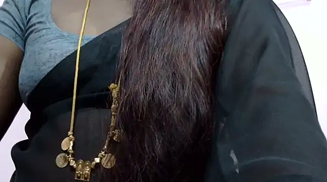 Snapshot of Hot_akshara chatting on February 2025 05:47:01 PM Hot akshara online show from February 2025 05:47:01 PM