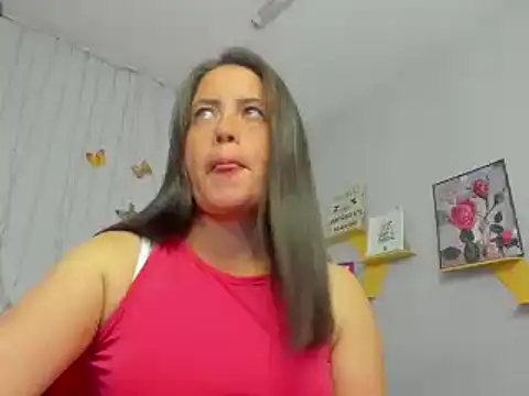 Snapshot of kathina_giraldo chatting on January 2025 04:17:02 PM kathina giraldo online show from January 2025 04:17:02 PM