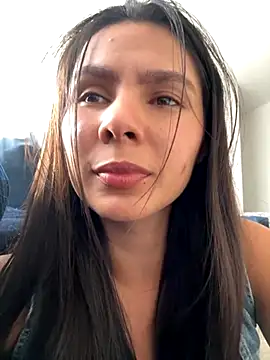 SofiaG  online show from October 2025 07:34:01 PM