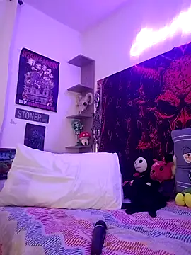 Snapshot of Sarah-Stoner chatting on July 2026 08:51:02 PM Sarah-Stoner online show from July 2026 08:51:02 PM