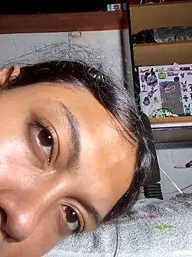 Lunita 5 online show from December 2025 08:23:01 AM