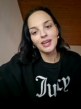 Snapshot of Jujuicy_97 chatting on February 2025 07:47:01 AM Jujuicy 97 online show from February 2025 07:47:01 AM