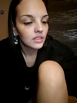 Snapshot of Jujuicy_97 chatting on February 2025 04:26:02 PM Jujuicy 97 online show from February 2025 04:26:02 PM