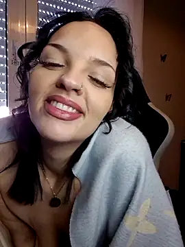 Snapshot of Jujuicy_97 chatting on March 2025 09:10:02 AM Jujuicy 97 online show from March 2025 09:10:02 AM