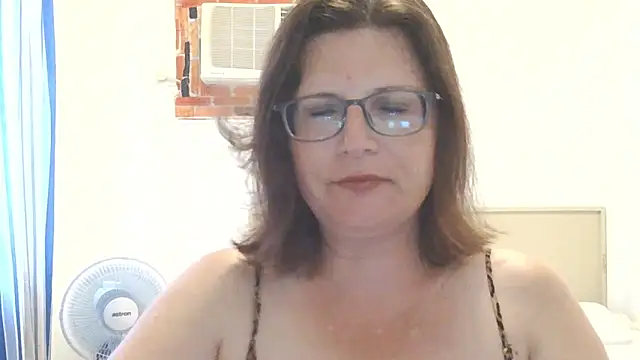 CrimsonMistress online show from April 2026 10:34:02 PM