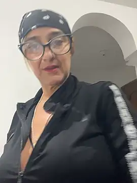 anastasia and jordan online show from April 2026 09:56:01 AM