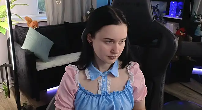 Snapshot of KiraLiLime chatting on July 2026 05:21:01 PM KiraLiLime online show from July 2026 05:21:01 PM
