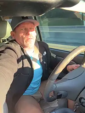 Pegasus0401 online show from December 2025 09:31:02 PM