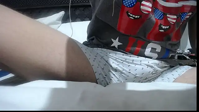 Snapshot of Bigbosscol chatting on October 2025 08:31:02 PM Bigbosscol online show from October 2025 08:31:02 PM