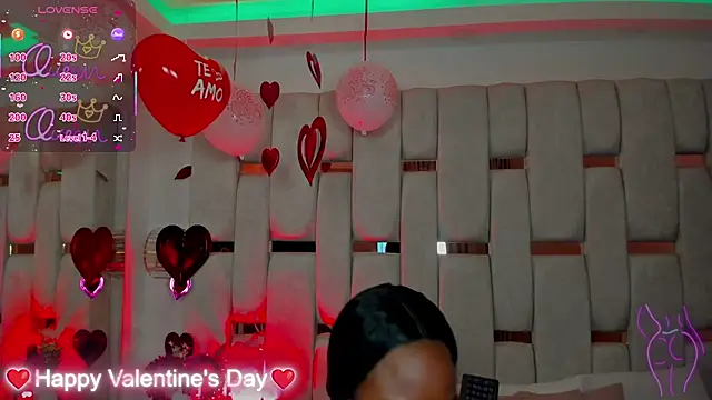 mia schwarz online show from February 2026 02:03:02 PM