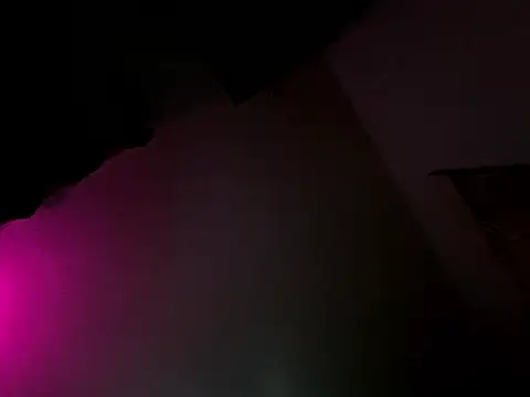 kikiwonderbar online show from January 2026 10:31:02 AM