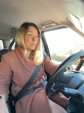 EmyLana online show from March 2026 07:01:01 AM