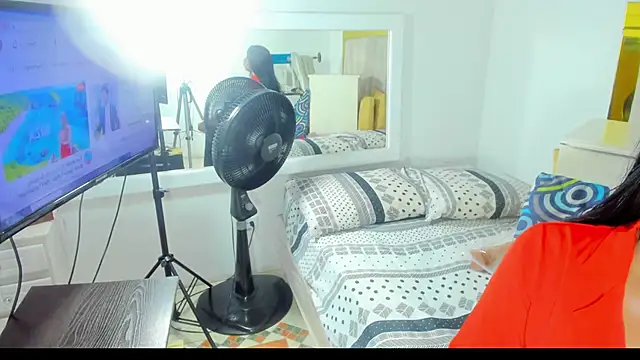 Evelonga 707 online show from January 2025 07:03:01 PM