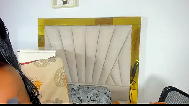 Evelonga 707 online show from March 2025 07:06:02 PM