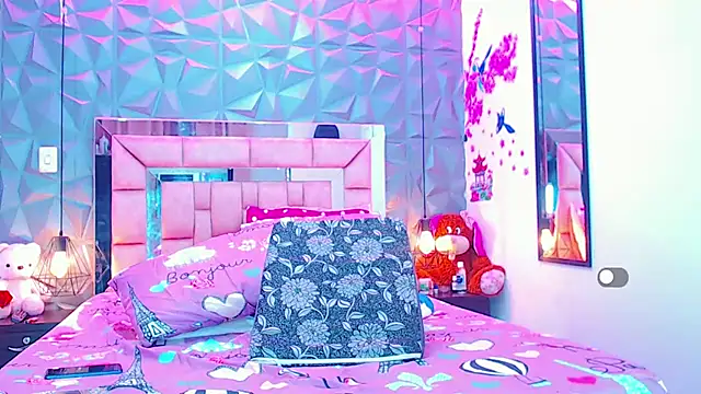 Doll IvannaTs online show from February 2025 11:45:01 PM