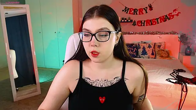 Snapshot of Arizonaa_Muse chatting on December 2024 12:23:01 PM Arizonaa Muse online show from December 2024 12:23:01 PM