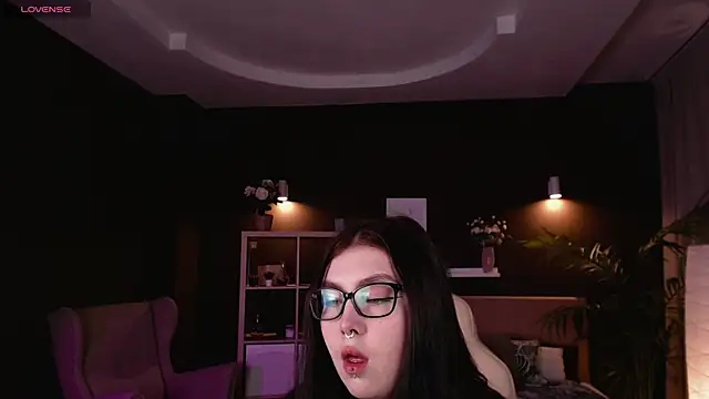 Snapshot of Arizonaa_Muse chatting on March 2025 12:22:02 AM Arizonaa Muse online show from March 2025 12:22:02 AM