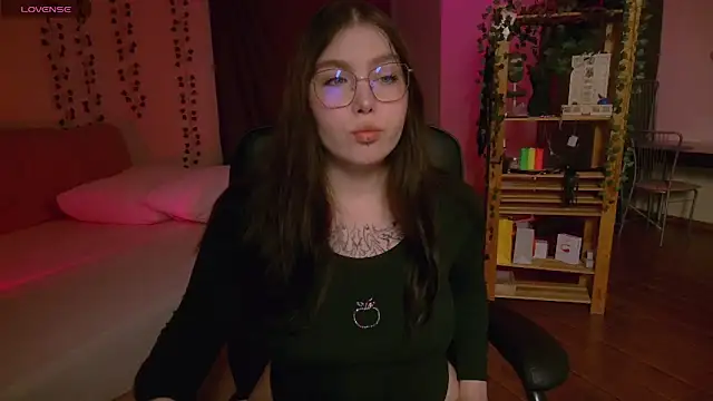 Arizonaa Muse online show from November 2025 02:21:01 AM