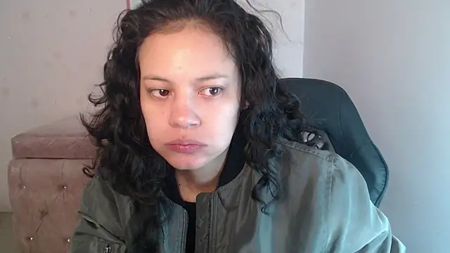 Snapshot of Tyna_ch chatting on July 2026 12:47:02 PM Tyna ch online show from July 2026 12:47:02 PM