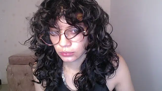 Snapshot of Tyna_ch chatting on July 2026 12:47:01 PM Tyna ch online show from July 2026 12:47:01 PM