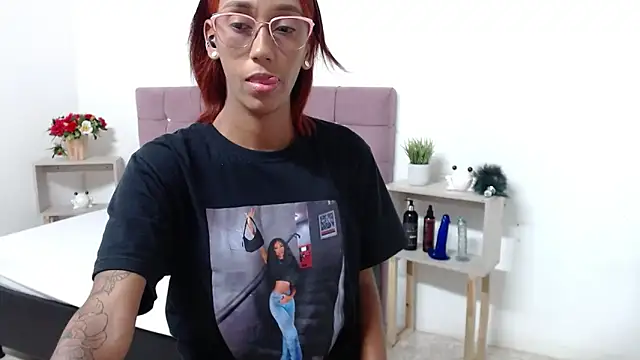 ZashaRomero online show from February 2025 05:40:01 PM