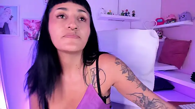 Snapshot of Valkiria_ponce chatting on July 2026 04:43:02 AM Valkiria ponce online show from July 2026 04:43:02 AM