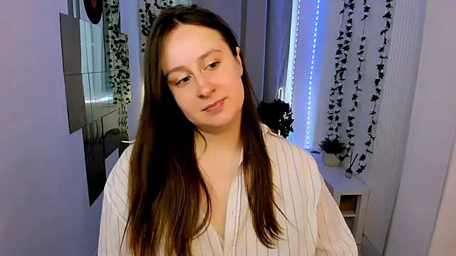 Snapshot of Lattea chatting on July 2026 04:38:02 PM Lattea online show from July 2026 04:38:02 PM