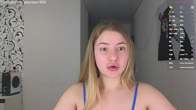 Yassyaaa online show from November 2025 04:33:02 AM