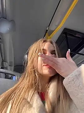 Snapshot of GraceTorrez chatting on February 2025 08:52:02 AM GraceTorrez online show from February 2025 08:52:02 AM