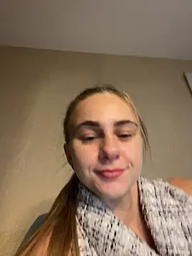 Snapshot of GraceTorrez chatting on October 2025 05:26:02 PM GraceTorrez online show from October 2025 05:26:02 PM