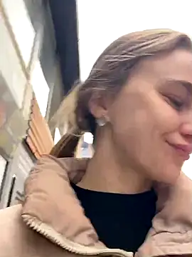 Snapshot of GraceTorrez chatting on November 2025 08:36:02 AM GraceTorrez online show from November 2025 08:36:02 AM