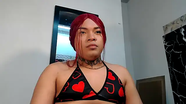 Snapshot of KristalTsXXX chatting on May 2026 02:33:02 PM KristalTsXXX online show from May 2026 02:33:02 PM