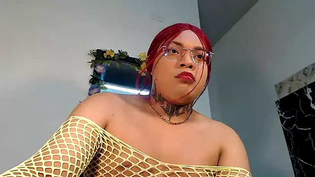 Snapshot of KristalTsXXX chatting on May 2026 02:46:01 PM KristalTsXXX online show from May 2026 02:46:01 PM