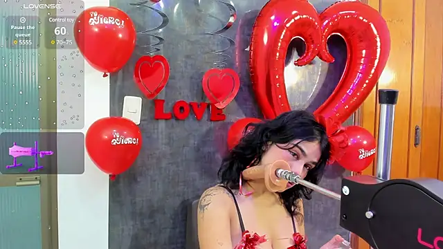 Snapshot of zyle_boobs chatting on February 2025 04:37:01 AM zyle boobs online show from February 2025 04:37:01 AM