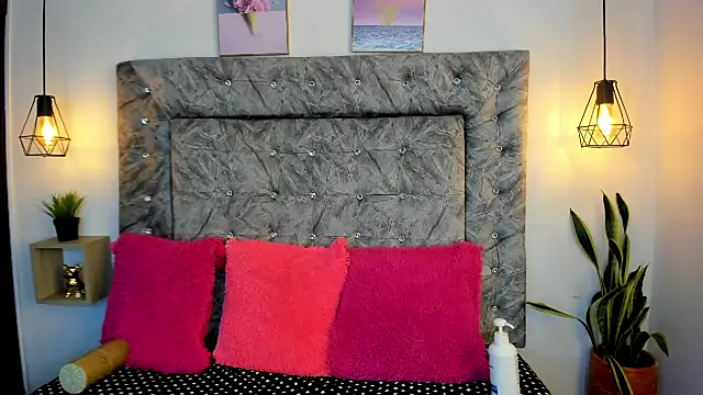 sweet abby1 online show from October 2025 12:24:02 PM