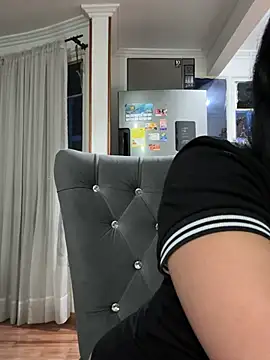 Snapshot of Sara_luna_ chatting on January 2025 12:57:02 AM Sara luna online show from January 2025 12:57:02 AM