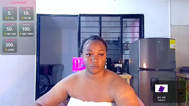 CiaraEbony online show from February 2025 10:00:01 PM