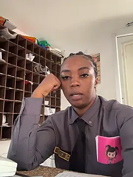 Snapshot of CiaraEbony chatting on May 2026 11:29:02 AM CiaraEbony online show from May 2026 11:29:02 AM