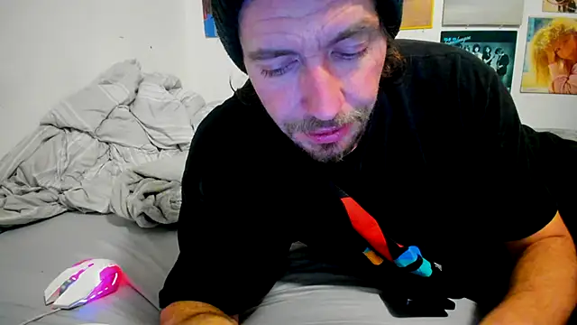 Snapshot of cloudyystar666 chatting on November 2025 09:45:01 AM cloudyystar666 online show from November 2025 09:45:01 AM