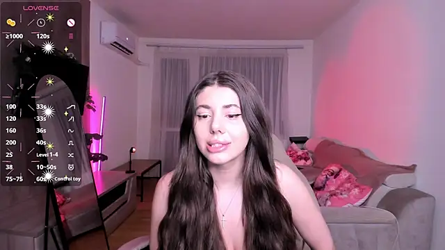 Snapshot of GabrielaLove_ chatting on June 2026 07:20:01 PM GabrielaLove online show from June 2026 07:20:01 PM