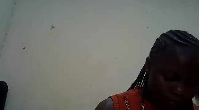 pretty vivy online show from March 2025 12:12:01 PM