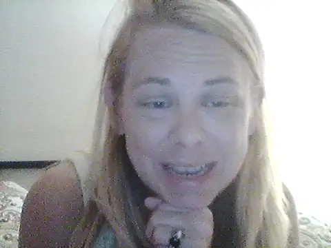 Snapshot of burrkitty chatting on November 2025 06:56:02 AM burrkitty online show from November 2025 06:56:02 AM