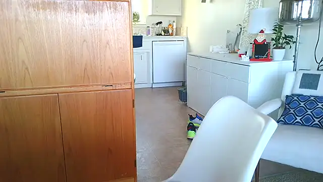 costanza7070 online show from December 2025 04:24:02 PM